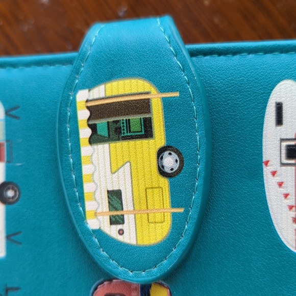 Shag Wear Large Camper Wallet - Picture 6 of 8